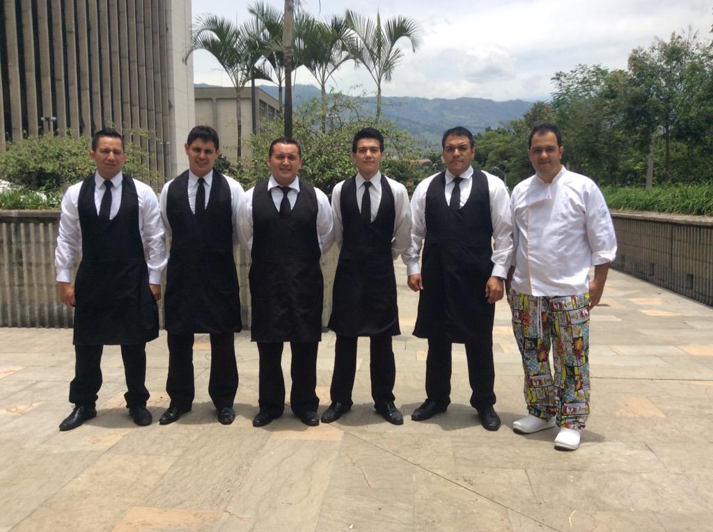 paulacorreag's tweet photo. Lo mejor #FeriadelaTransparencia2015 en imágenes #SomosOperadores @barraza_nora @vivimulata @plazamayormed @MariaE22 http://t.co/yHhjnN4M3d