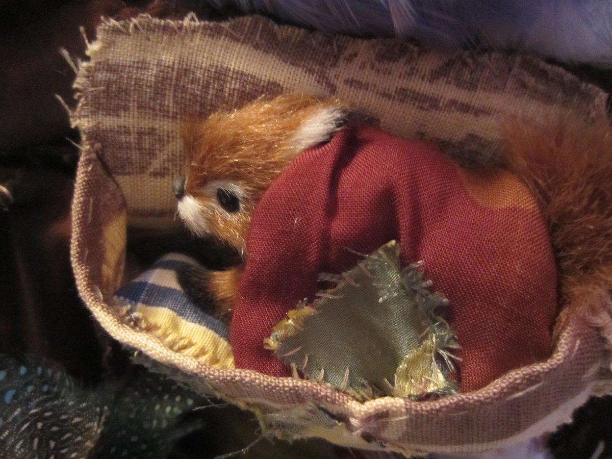 KatrielJay's tweet photo. My puppet bunk bed is almost, almost done...
#mobime #CTEC503 #puppets #stopmotion http://t.co/Z45Y6HNJNf
