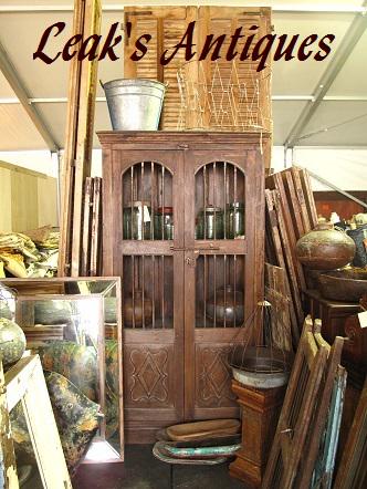 thearborsrt's tweet photo. http://t.co/xvQOOdj1YB @LeaksAntiques #LeaksAntiques #RoundTopFall2015 @Going2RoundTop #ArborAntiques #TheArborShow http://t.co/aj2Dp6WqYV