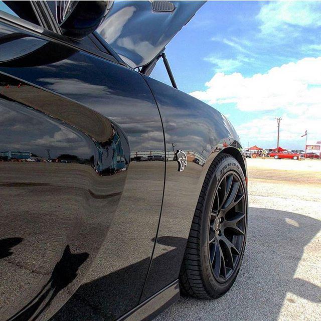 TeaganDaner's tweet image. Hellcat and #smartdetail
What a beautiful combination 😎
Thank you @alexr_srt8 👊 ✊
@moises_hellgato and his beautifu…