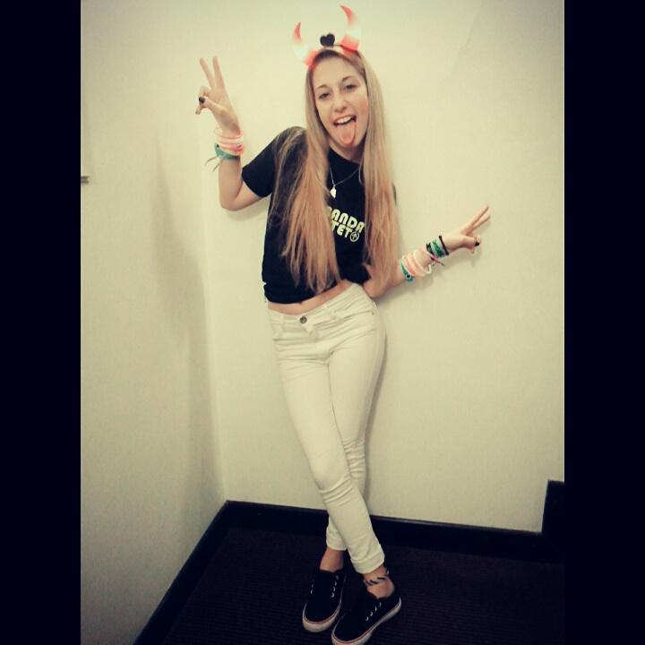 AgusMoolina's tweet photo. Última noche en este lindo Brc
#LaBandaDelTeto #Cerebro #NocheDeCierre http://t.co/7DMegQFbJQ
