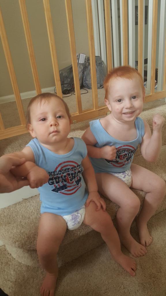 DaniMKing's tweet photo. These guys love cake they need a Carlos bakery one for their 1st and 3rd birthday in October #cakebosslive #cakeboss http://t.co/fuGMDRbwrL
