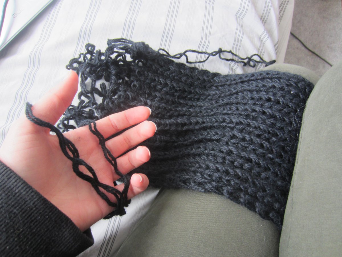 KatrielJay's tweet photo. I am currently ruining two scarves and making a fluffy tail :) It's very fun.
#CTEC503 #mobime #crafts #recycle http://t.co/RbGbY1HbUo