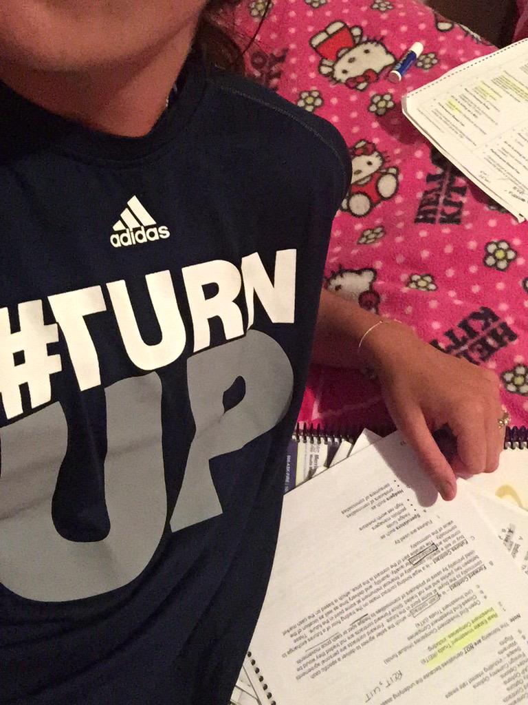 H_lUBurgh14's tweet photo. wearing my "turn up" shirt. Last time I wore it "pregame" I became a MAC champion...Same thing right? #HelloKittySwag http://t.co/xNhTJ1ggaH