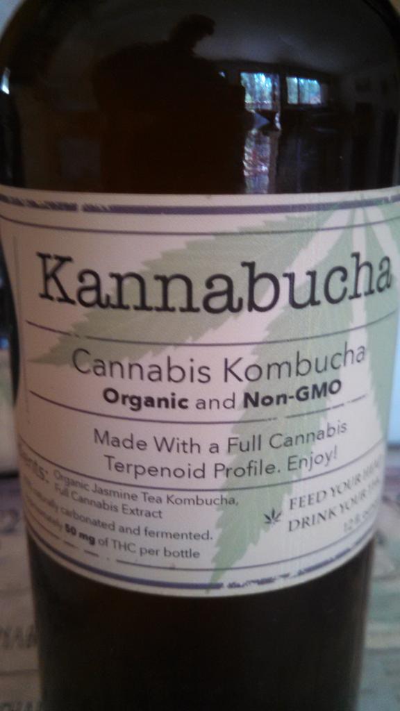 dissolvecancer's tweet photo. New line of edibles distributing for, hit me up if you like and yea http://t.co/mzf9OVlFNZ
http://t.co/DvExGcxNzU http://t.co/JVWBXHIC3e