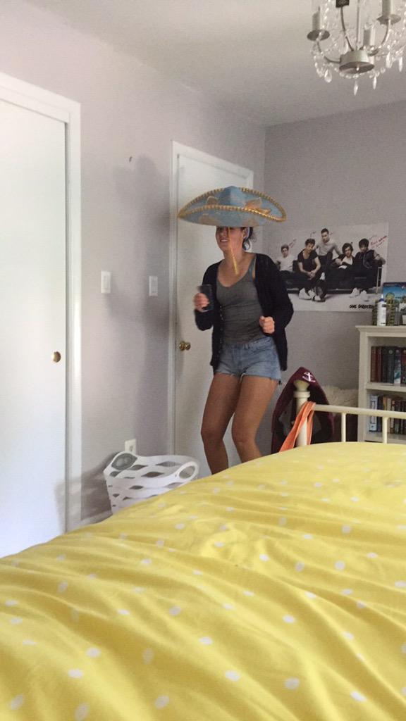 iguanaisabella's tweet photo. happy birthday @LucyGucy24 thanks for being a bud #sca #asaprocky #groundedlife #dogs #mormon #grove #weeeeeeeed http://t.co/YulcGqXhRi