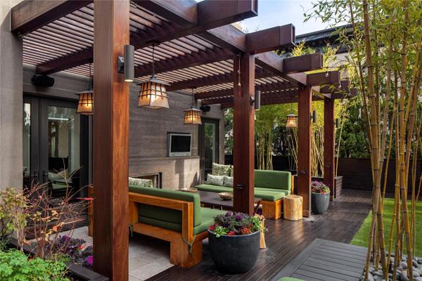 OneKindesign's tweet photo. Fabulous New York penthouse on SoHo’s Crosby Street http://t.co/SpeHJxfT37 http://t.co/muMhka9PKW