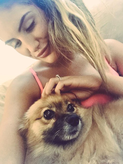 Coco is so precious!!!! @Sloane_FV if she goes missing in the night you'll know who has her????❤️❤️❤️