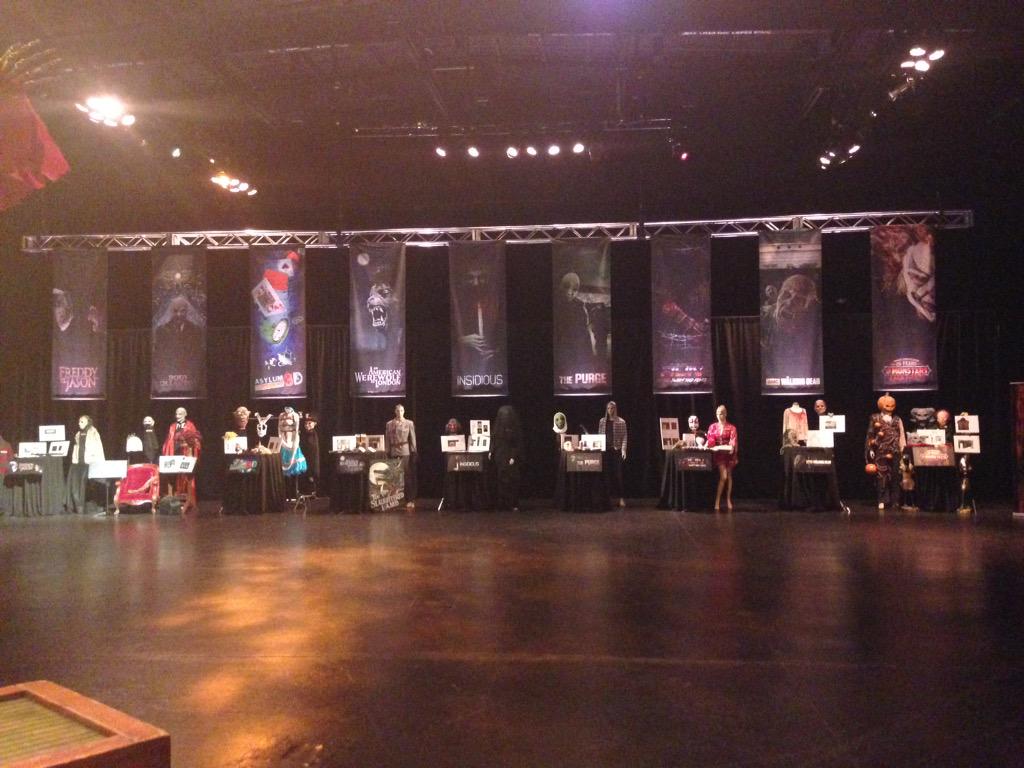 KristenUOR's tweet photo. Another HHN media preview in the books! #HHN25 http://t.co/6qdiYOMz2D