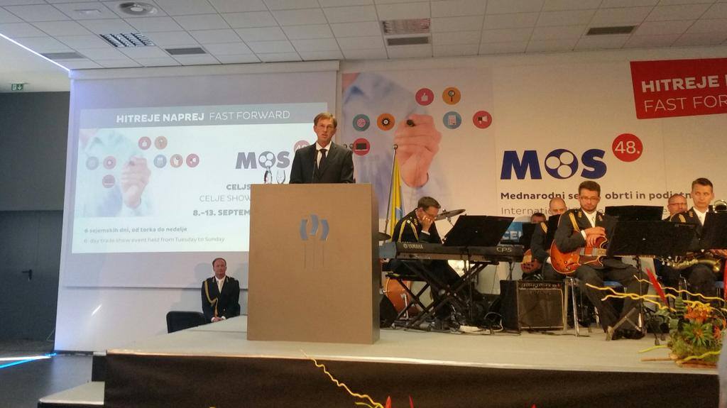 sloaba's tweet photo. Businesses from 38 Countries Showcased at Celje Fair @sloaba @CeljskiSejem  #48MOS http://t.co/GbzhuhlPAX http://t.co/RbbcFupUho