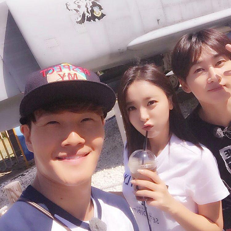 Sup3rJunior's tweet photo. 150909 sambahong Instagram Update with Eunhyuk [1P] http://t.co/0hLEYLiWVH http://t.co/XdQfe737zy