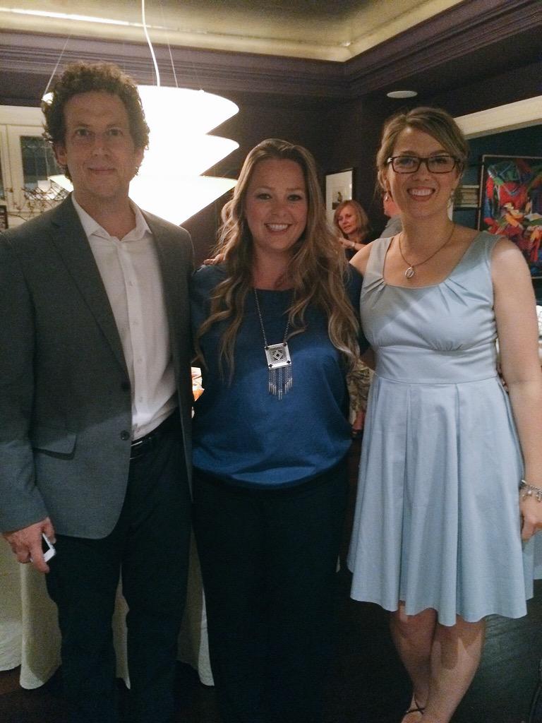 MaggiePatten's tweet photo. Thank you @snieckus and @MattBaram for a wonderful evening! #rftr2015 #comedy @RFTRCharity http://t.co/i1eg5vHfZV