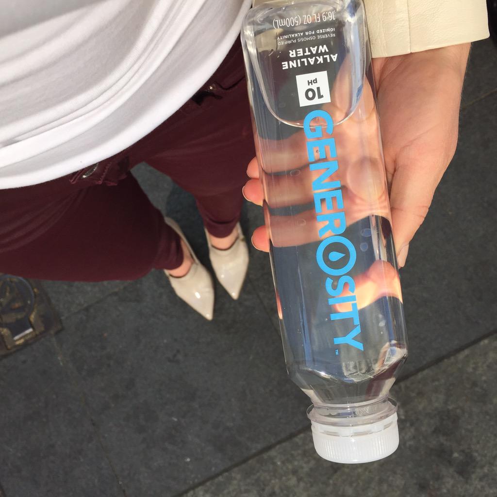 Generosityau's tweet image. City side #stayhydrated with #GenerosityWater