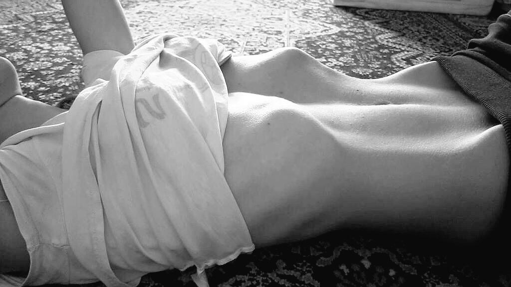 givemebonez's tweet photo. Everything thinspo. http://t.co/6qujwgUjg5