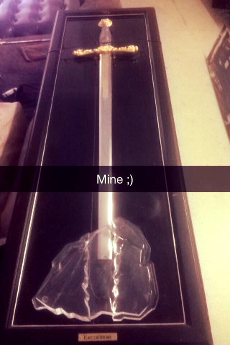 Jealous of My New Toy? ☺️😊 #Excalibur #swords #newtoys #girlsoftwitter @MerlinOfficial 😇 http://t.co<a href="/tag/excalibur"class="tags">#Excalibur</a><a href="/tag/swords"class="tags">#swords</a><a href="/tag/girlsoftwitter"class="tags"><span>#girlsoftwitter</span></a><a href="/tag/newtoys"class="tags"><span>#newtoys</span></a>