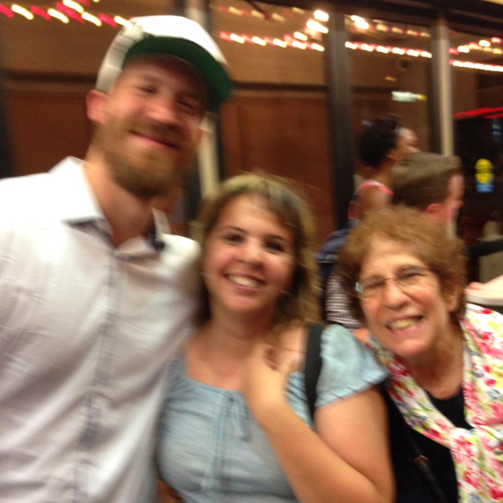 KatiaBelas's tweet photo. It happened..#SpringAwakening #badpicturebutworthposting #morepicturesinmyfriendscamera #russellharvard #lovehim http://t.co/C7fufkie1E