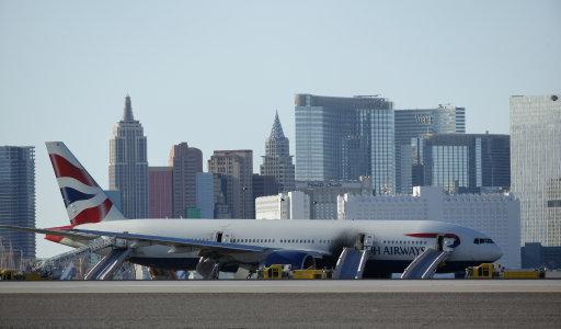 Passengers and crew use emergency slides to escape engine fire on a <a href="/British_Airways/">British Airways</a> plane in Las Vegas. #HeartNews