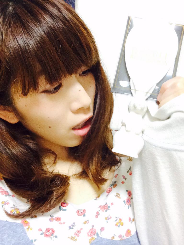 かめがいあやこ 昨日 遅くなったけどお誕生日おめでとう とプレゼントをもらった ヽ ノ 写真めっちゃ下手だけどうさちゃんグッズいっぱいでしあわせ 特にしゃもじやばい かわい 視力検査もできそう Http T Co Ujeli7fhdq かめがいあやこ 昨日 遅くなったけどお誕生日おめでとう とプレゼントをもらった ヽ ノ 写真めっちゃ下手だけどうさちゃんグッズいっぱいでしあわせ 特にしゃもじやばい かわい 視力検査もできそう Http T Co Ujeli7fhdq