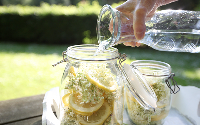 Een limonade die ik echt onweerstaanbaar vind! diedot-lifestyle.com/nl_NL/delightf…