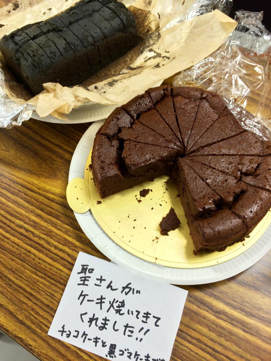 ট ইট র 広崎うらん Gs近松商店 稽古場 小島聖ちゃんの手作りケーキプロ並み 昨日は朴璐美ちゃんの宇宙一の手作り チゲがお差し入れだったそうな チゲに投入する卵黄のあまり卵白が美味しいケーキに 幸せの連鎖 Http T Co F0cqnymnbn