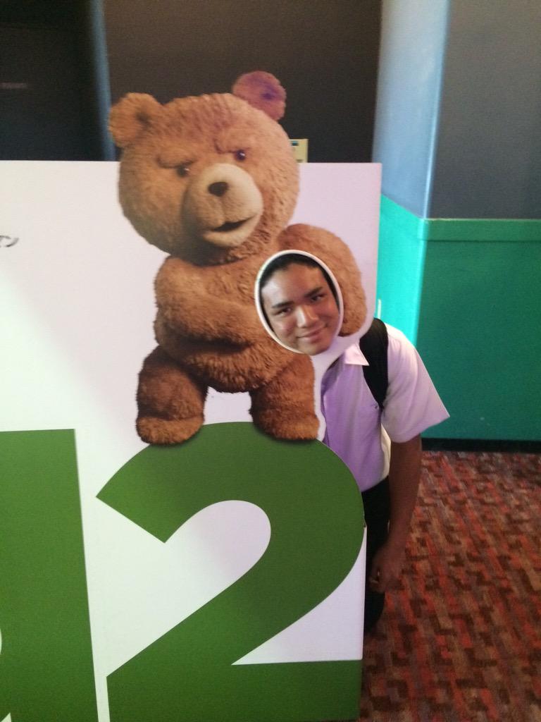 Migihiji1207's tweet photo. #tedlocked
帰宅部活動日
活動内容、映画鑑賞 http://t.co/uwjy4ymeI5
