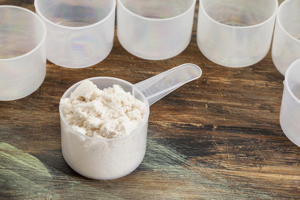 EatThisNotThat's tweet photo. This is the best protein powder for rapid weight loss: http://t.co/5jA62KmpHd http://t.co/4zucOvAdeV