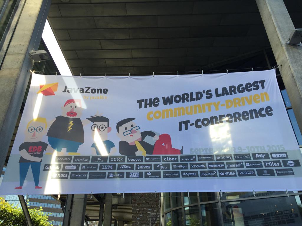 logistraas's tweet image. Logistra is getting updated on the new Java stuff #JavaZone2015 #javazone