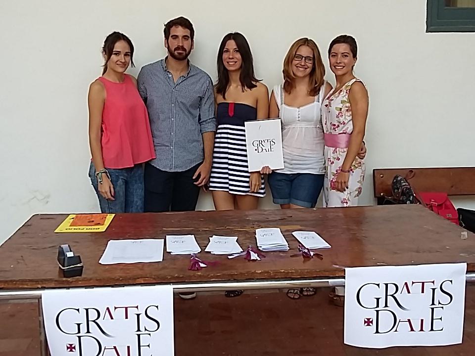 DerechoyADE's tweet photo. En la asociación @AGratisDate cuentan con todo el alumnado de primero http://t.co/jOZWC5aWFV