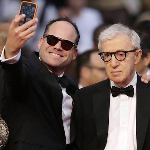 valentisanjuan's tweet photo. Hola, soy Woody Allen y me apasionan las selfies. Fin de la cita. http://t.co/K0EVOq7s6h
