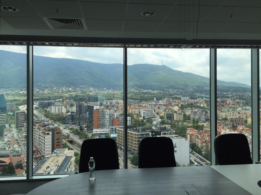 lyuben's tweet image. Lp presentation #fundraising cc @sgantchev @StanSirakov