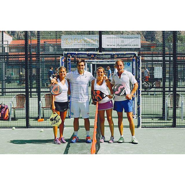 Padel_ig's tweet photo. Finde de padel amb gent molt i molt 🔝#padel #playpadel #bela #top #sport #crack #slampadel #collbato #instadaily #i… http://t.co/FfoL4z98Kq
