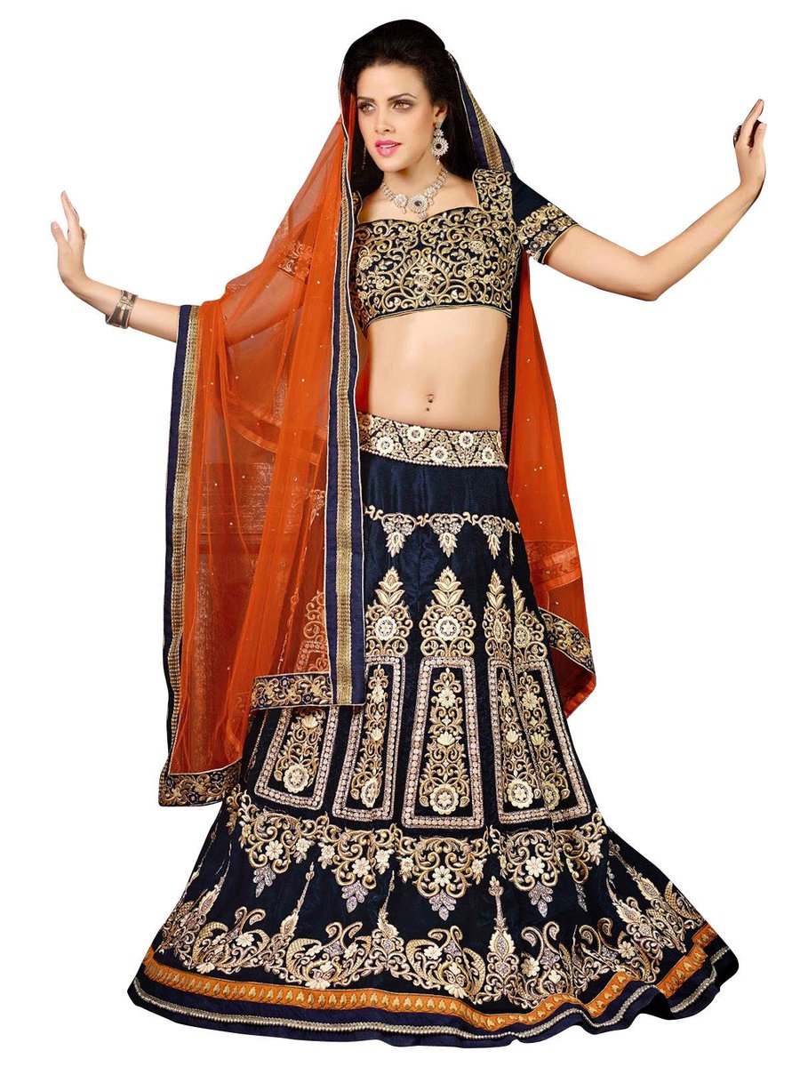 befunkies's tweet photo. Dazzling Blue Velvet Lehenga Choli
#lehenga #weddingdress #befunkies 
http://t.co/CVhTM19tUl http://t.co/wC67qGdO0e