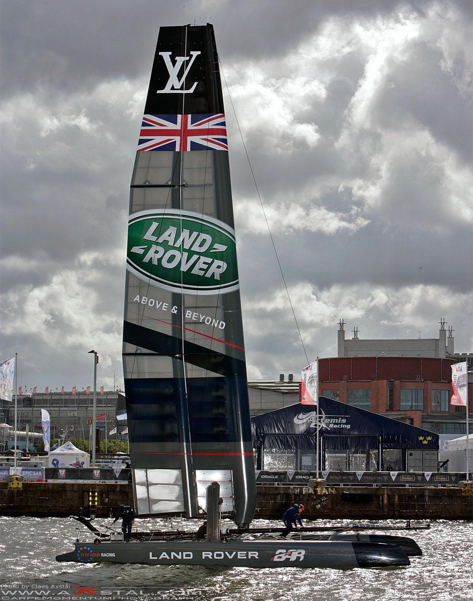 SailRacingPhoto's tweet photo. @LandRoverBAR this is just a test shot with our #AlgotSystem, hope to shoot #ExtremeMarinePhotography very soon http://t.co/h2Z0uqAztp