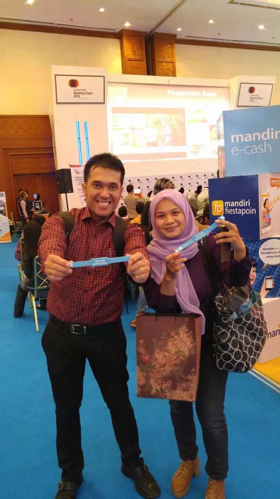BankingExpo_ID's tweet photo. Ini dia contoh2 keseruan peserta #SELFIEFORIBEX2015
buat yg belum beruntung, ayooo besok ikutan lagi! #IBEX2015 http://t.co/mN4dzsjTtW