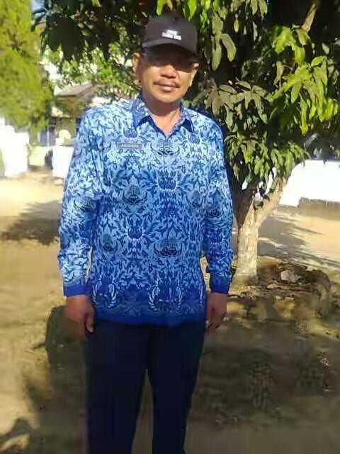 dedypur79976739's tweet photo. Ini no hp nya orang ini . Orang ini bot  hubungi aja ini no nya 082184966609 orang ini cari brondong yg top http://t.co/LDmPGRyBz6