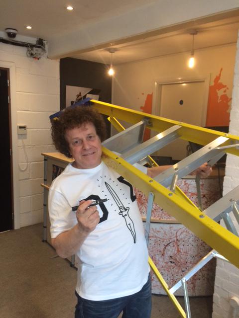 LarrytheLadder's tweet image. New ink from the brilliant #LeoSayer and @ElliottHenshaw. Pre-tour rehearsals sounding great! @bellstudioscouk