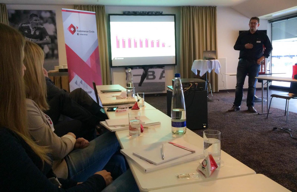 intershop's tweet photo. Sneak Preview des 2015er B2B-Reports mit Thorsten beim #CommerceCircle in der #AllianzArena München http://t.co/mDpv56Q2cE