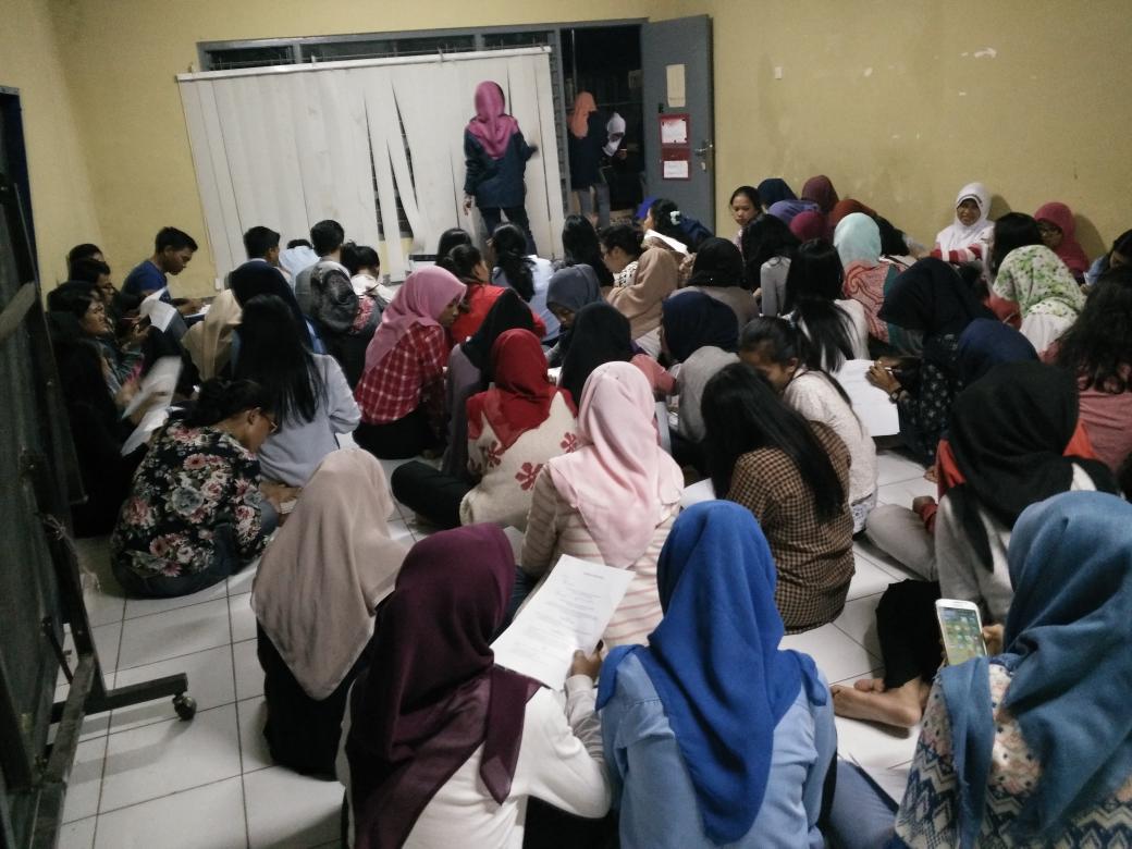 Genus_IPB's tweet photo. Lagi pada ngisi MoU http://t.co/MT2pZ31dNT