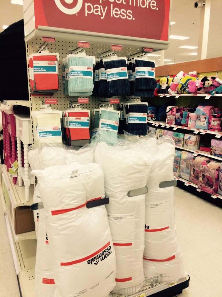 Full end caps is the name of the game to drive sales at T1799! <a href="/Toddo10/">Todd Williams</a> <a href="/StaceyGia31/">Stacey Giacomazzo</a> <a href="/Jeff_DeMoss/">Jeff DeMoss</a> <a href="/MelissaStanner/">Melissa Stanner</a>