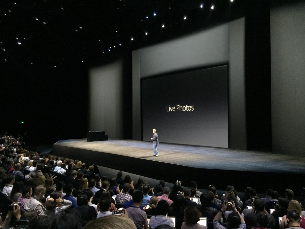 mrbrown's tweet photo. Apple Live Photos are cinemagraphs that you can make in the #iPhone6s and #iPhone6sPlus. #AppleEvent #AppleEvent2015 http://t.co/GbSeJqKAik