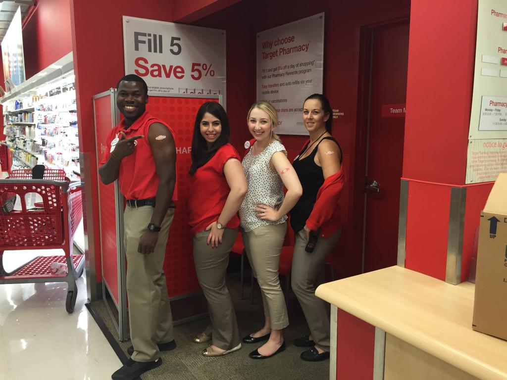 elysiaglong's tweet photo. Flu shot time! #flushot #wellbeing @yaadman10 @BanaMusallam http://t.co/5FiNcnVKoh