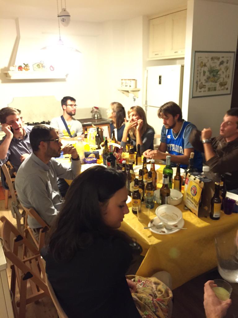 gian87_s's tweet photo. Compleanno HZ #seratesalutari #solocosebuone http://t.co/AO809Gzjib