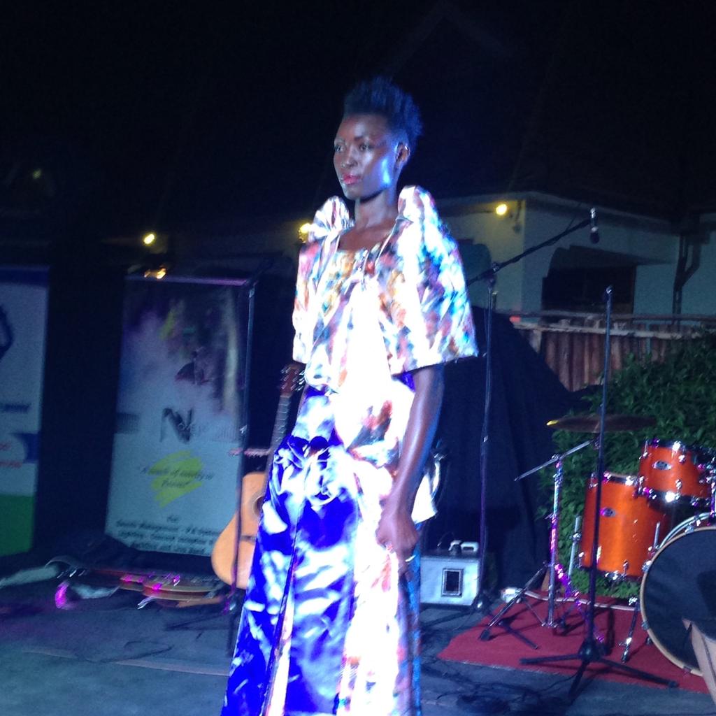 YEGOProductions's tweet photo. More of @kaswear #YegoNight http://t.co/6CjPXkAlmO