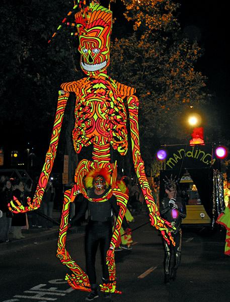 ScuffleboxTC's tweet image. CALL OUT: Performers for Night of Festivals on 3 &amp;amp; 4 October. For more info, email us: scuffleboxtheatre@gmail.com