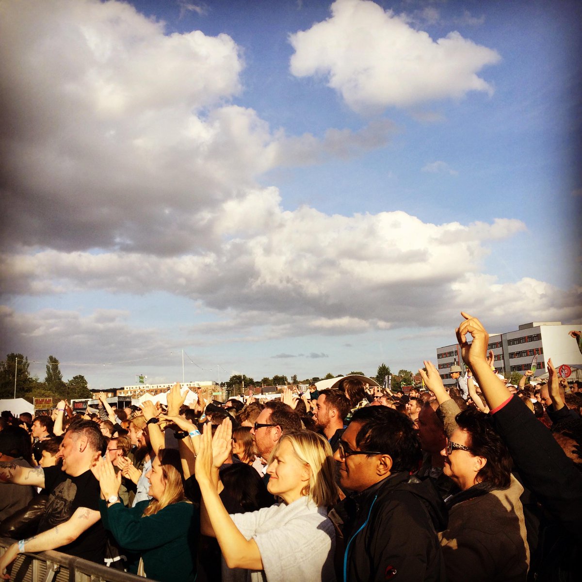 lazyjacks's tweet photo. Meat, music, and Cider at @grillstock​ London...
Cheers to everyone who came down! http://t.co/h7ayvl20m3