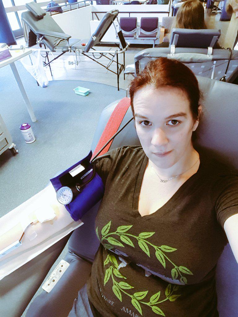 CAShowers's tweet photo. Let's be the 10%, #kccoblooddrive  #stlchive http://t.co/TC5qQYs1s9