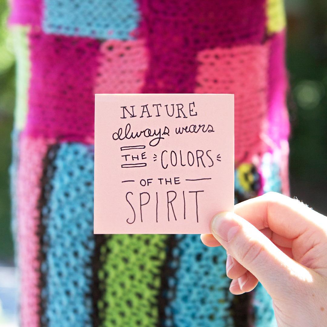 Postit's tweet photo. You never know what colors you may find in nature. #postit #yarnbombing #treesweater http://t.co/vuumy1GNZs
