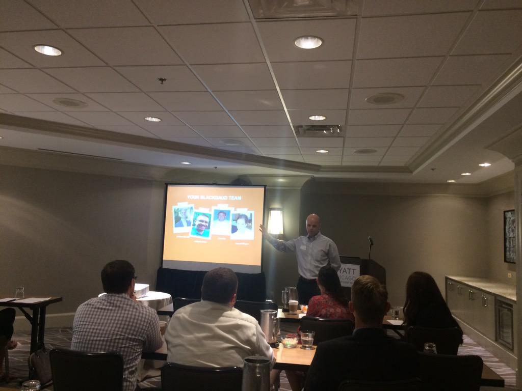 AmyK1163's tweet photo. RE NXT roadshow in Chicago is happening NOW #RENXT http://t.co/fHEi3iaxRK