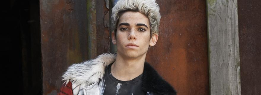 jkg6lden's tweet photo. @TheCameronBoyce when it premieres #Descendans2 ??
i love you !!!!!!!!!!!!!!!!!!
#CameronGab #GamersGuide http://t.co/UddUDnpAG5