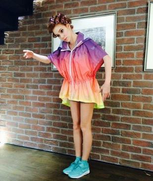 elcinsang's tweet photo. Tatlılık💋💋💋💋💋 http://t.co/fQOeAkNY9k